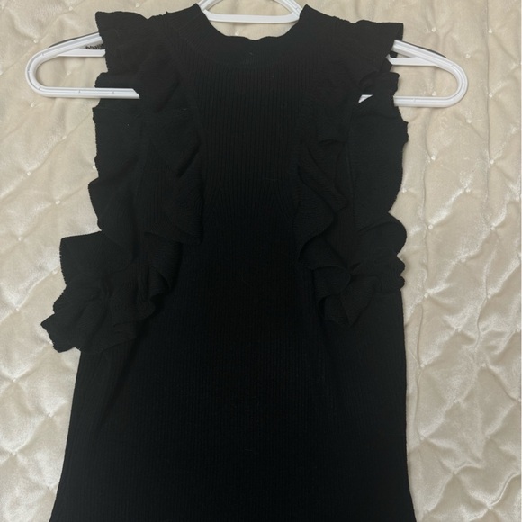 Zara woman’s ruffle sleeveless black top - Picture 3 of 3